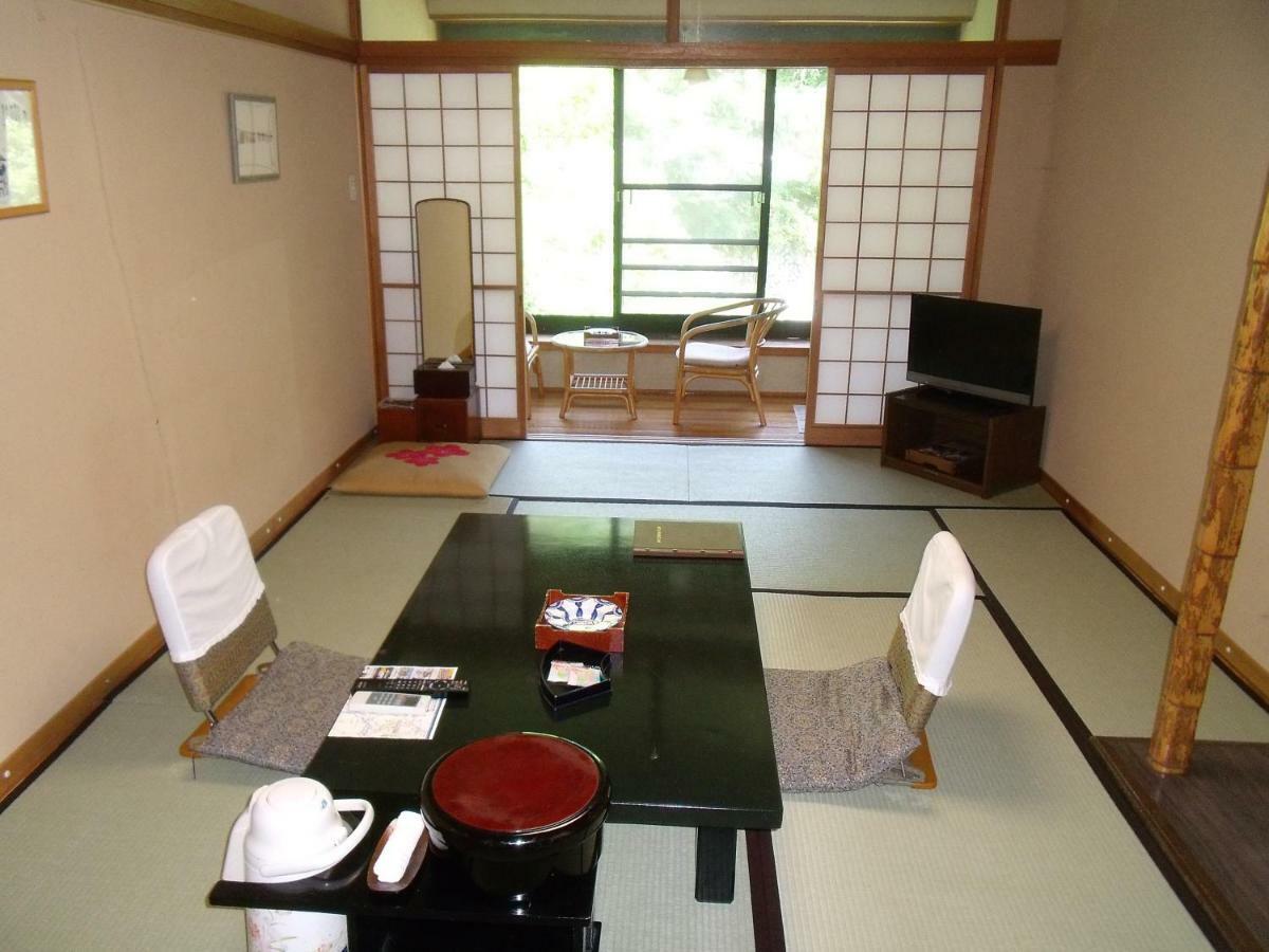 Takaragawa Onsen Ousenkaku Hotell Minakami Eksteriør bilde